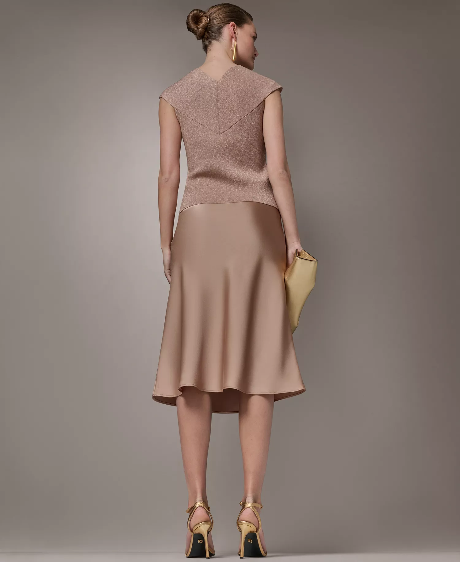 Women's Criss Cross V-Neck Sweater - Umbria W Rose Gold L - L