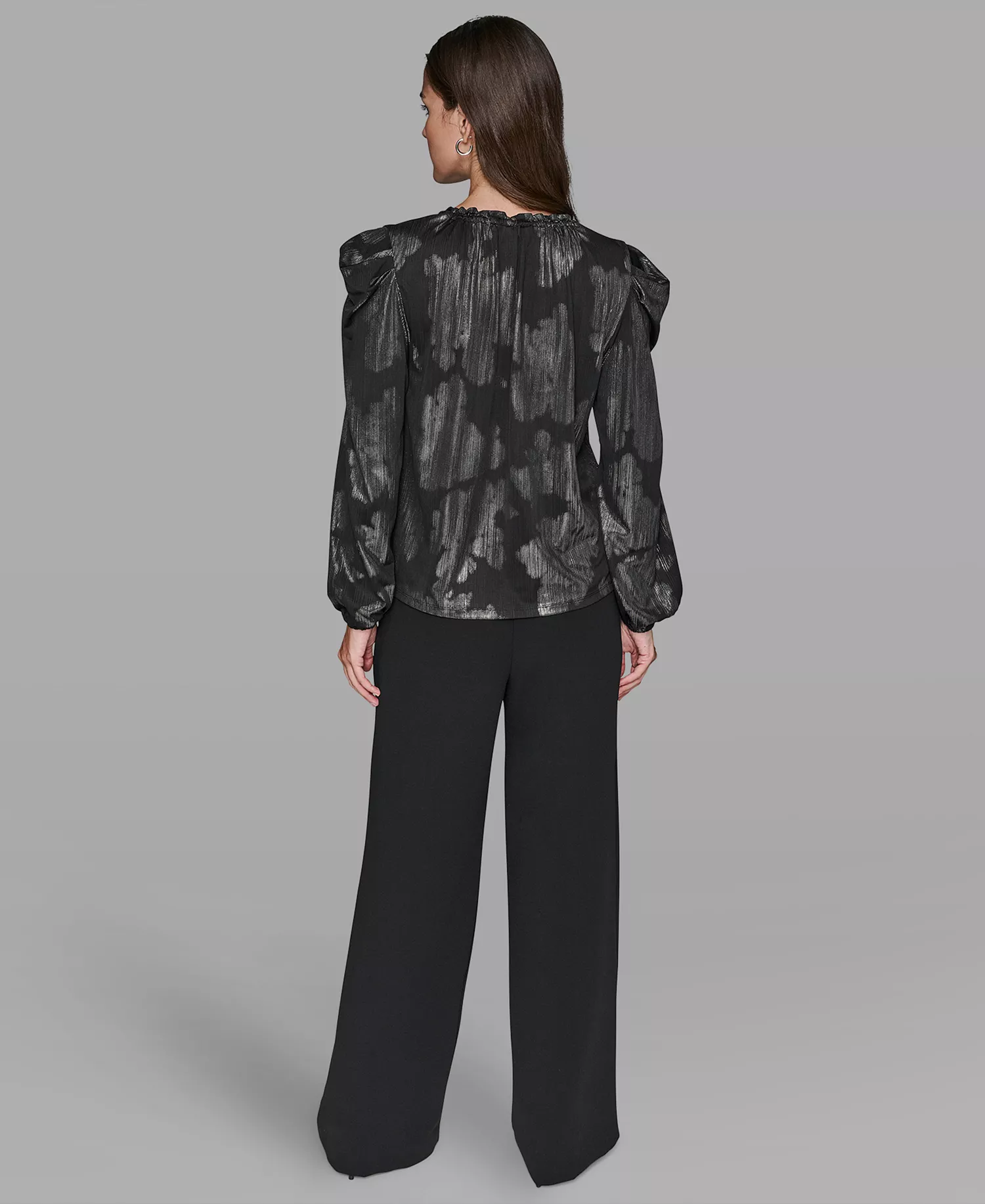 Women’s Floral Puff Sleeve V-Neck Blouse - Black/silver - M