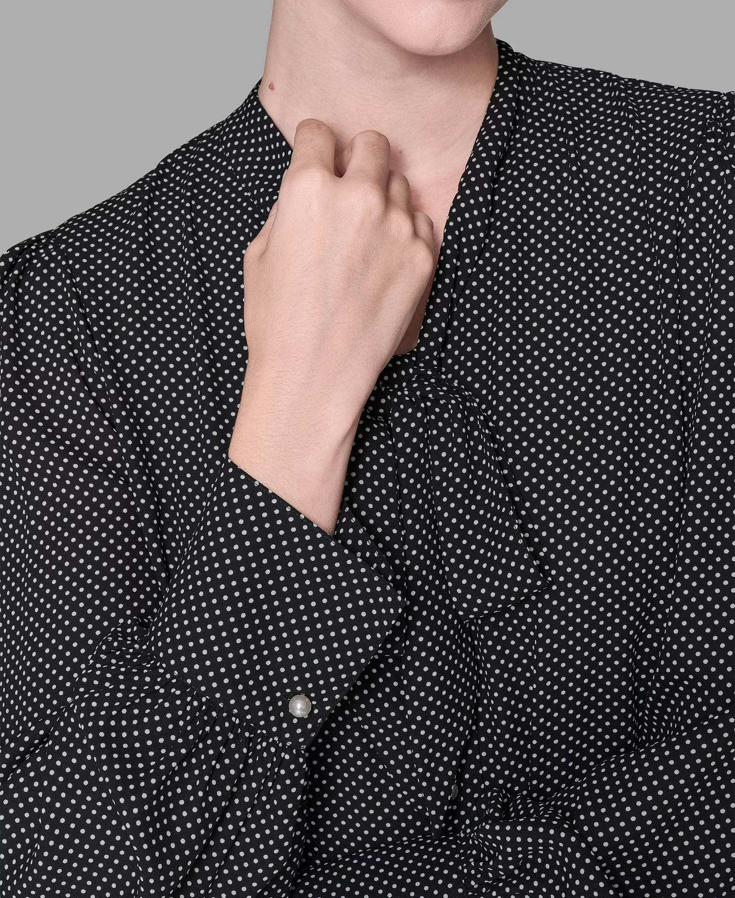 Women's V-Neck Button Down Blouse - Black/Soft White - L