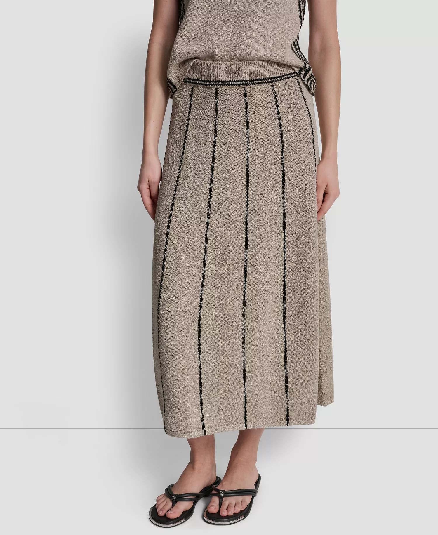 Women's Vertical Striped Detail Maxi Pull-On Skirt - Pebble/black - L