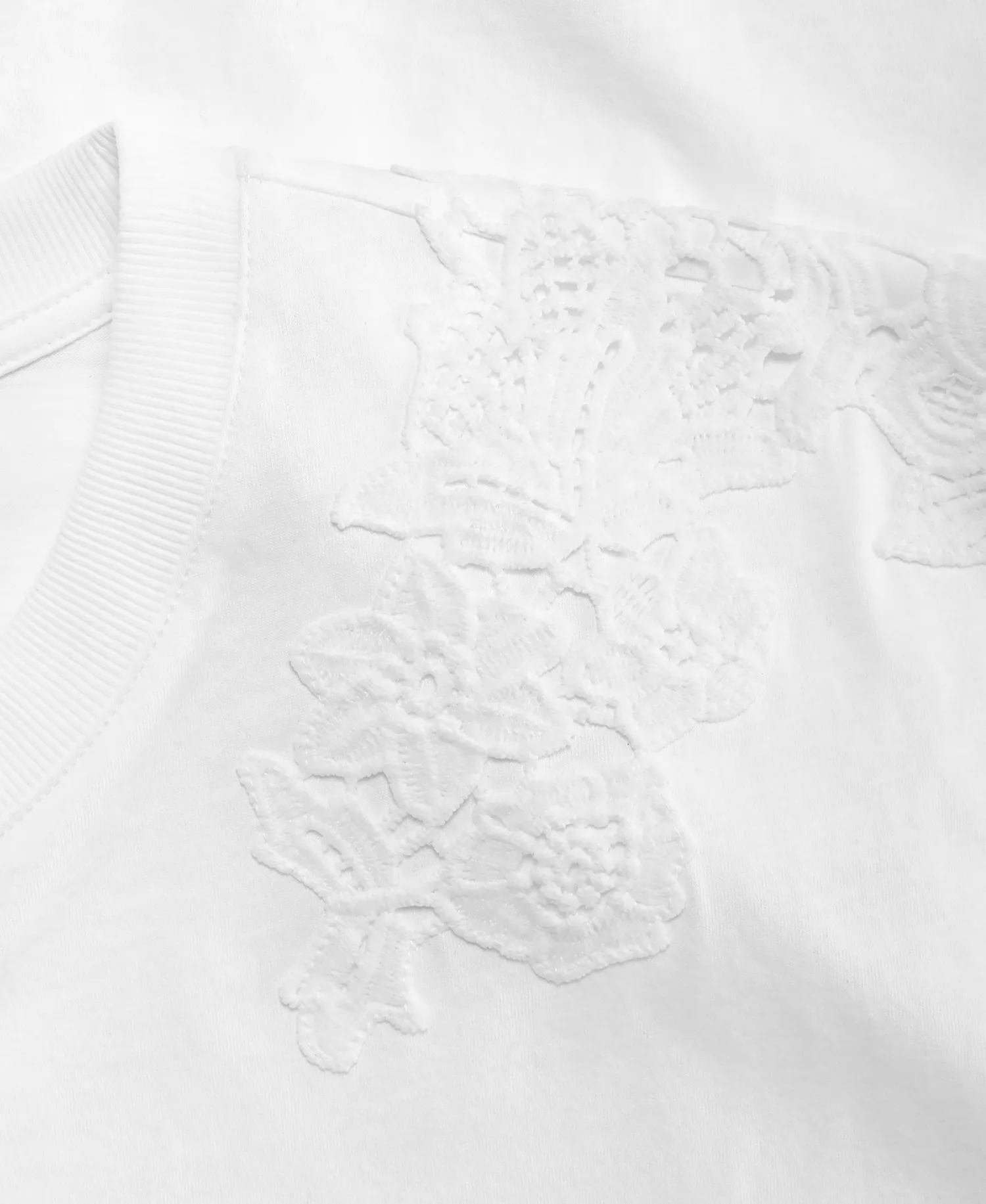 Women's Lace-Trim Cotton T-Shirt, Macy's Exclusive - Bright White - L
