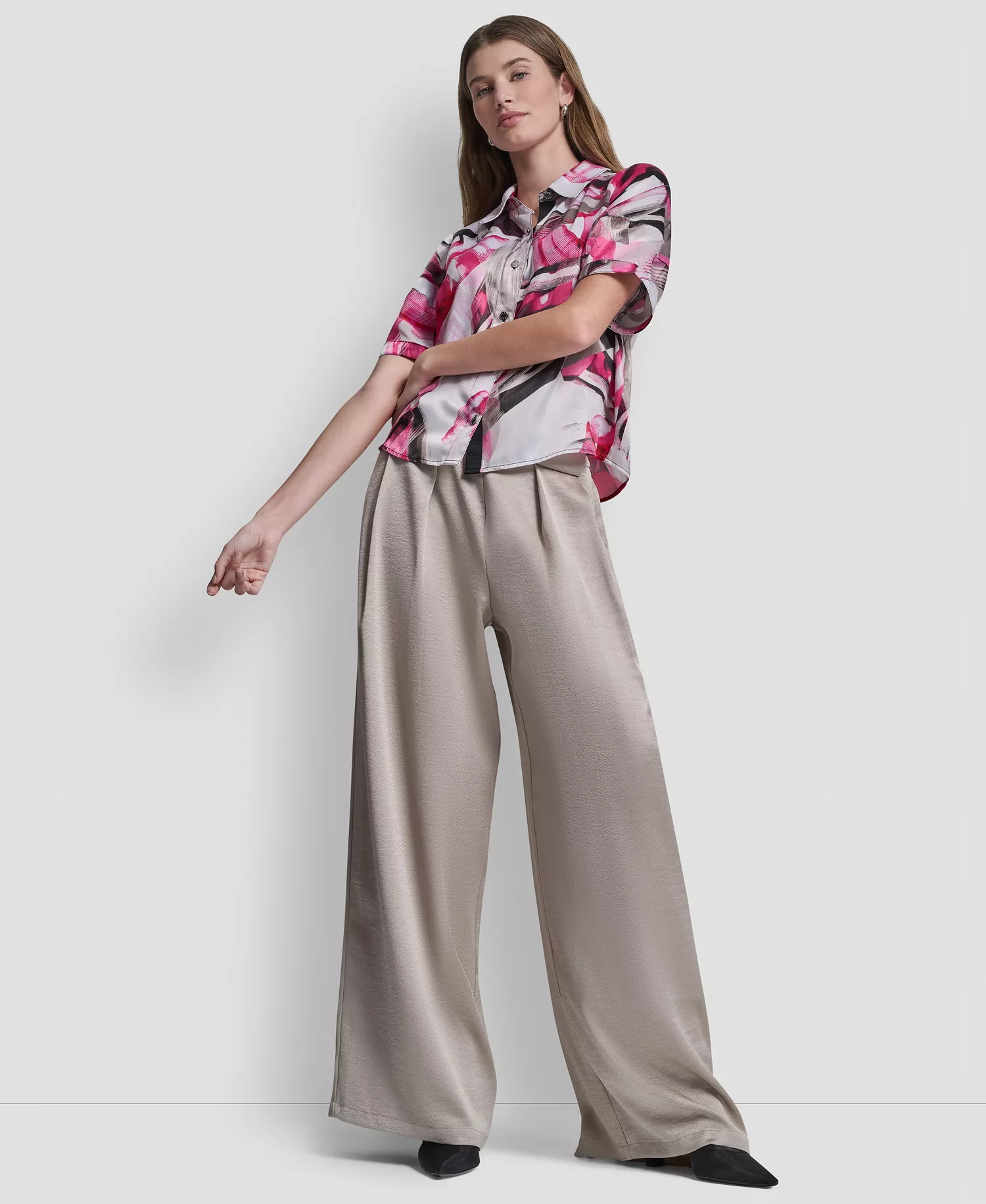 Women's Geometric Print Collared Shirt - Spring Wisps - L