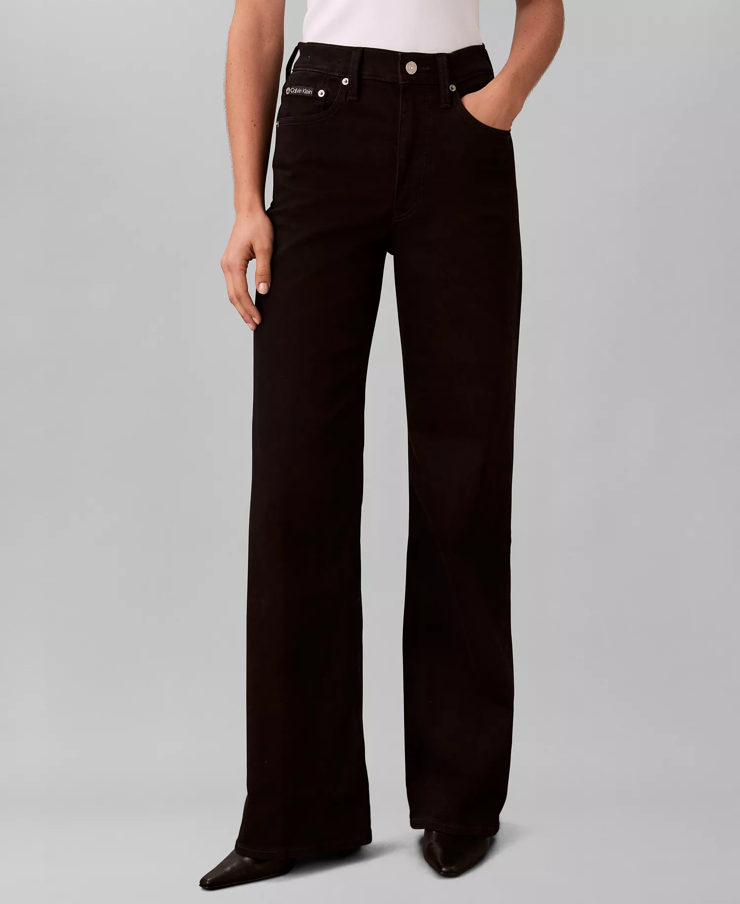 Women's Ultra High Rise Wide Leg Jeans - True Black - 27R