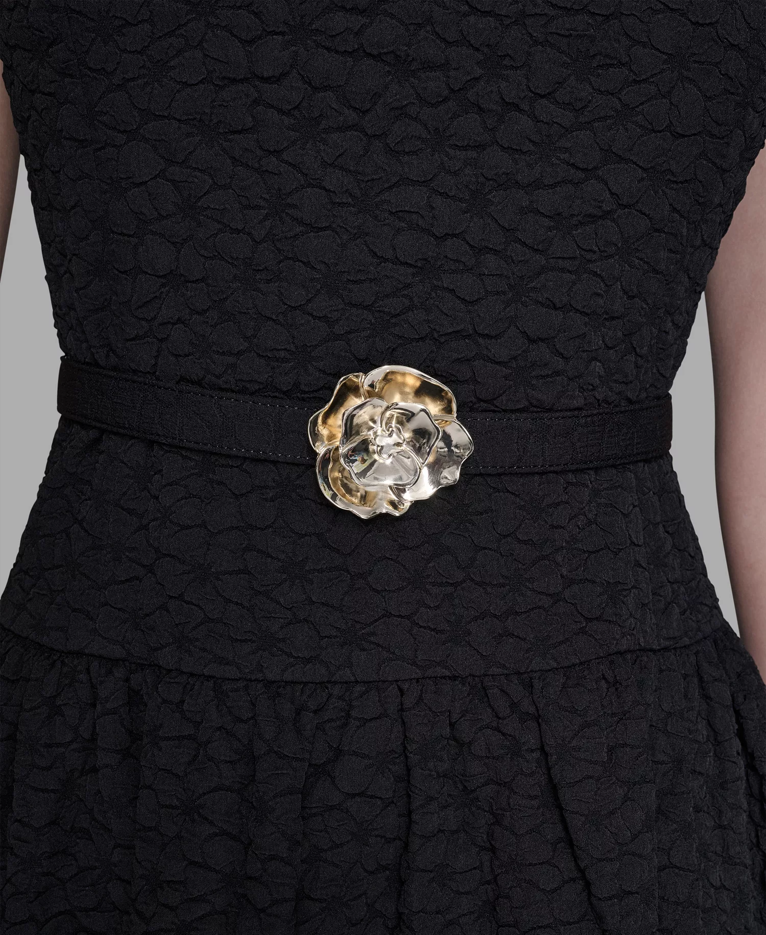 Women's Floral Crew Neck Belted Midi Dress - Black - 10