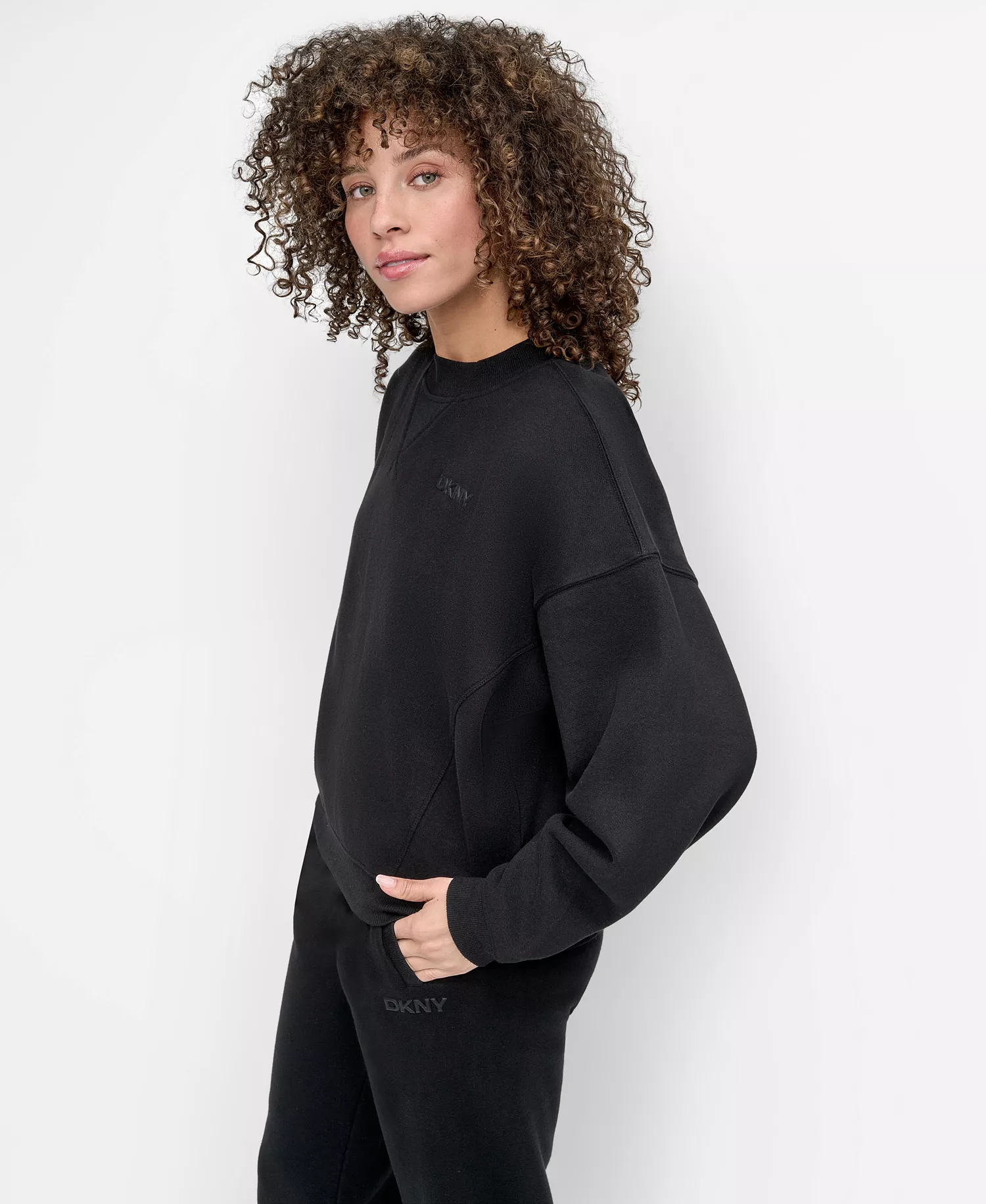 Women's Crew Neck Long Sleeve Sweatshirt - Black - L