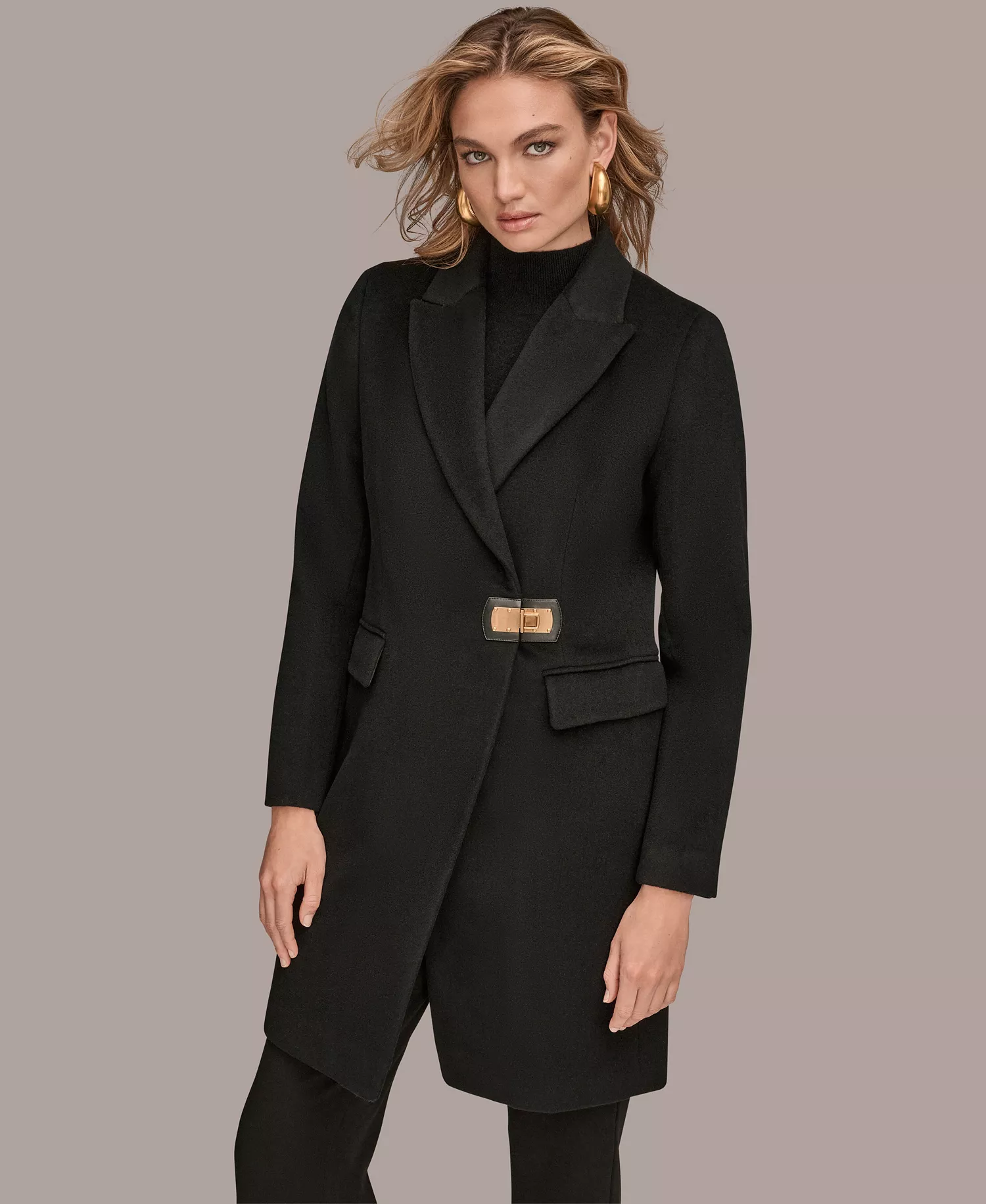 Women's Buttoned Notch Collared Coat - Black - L