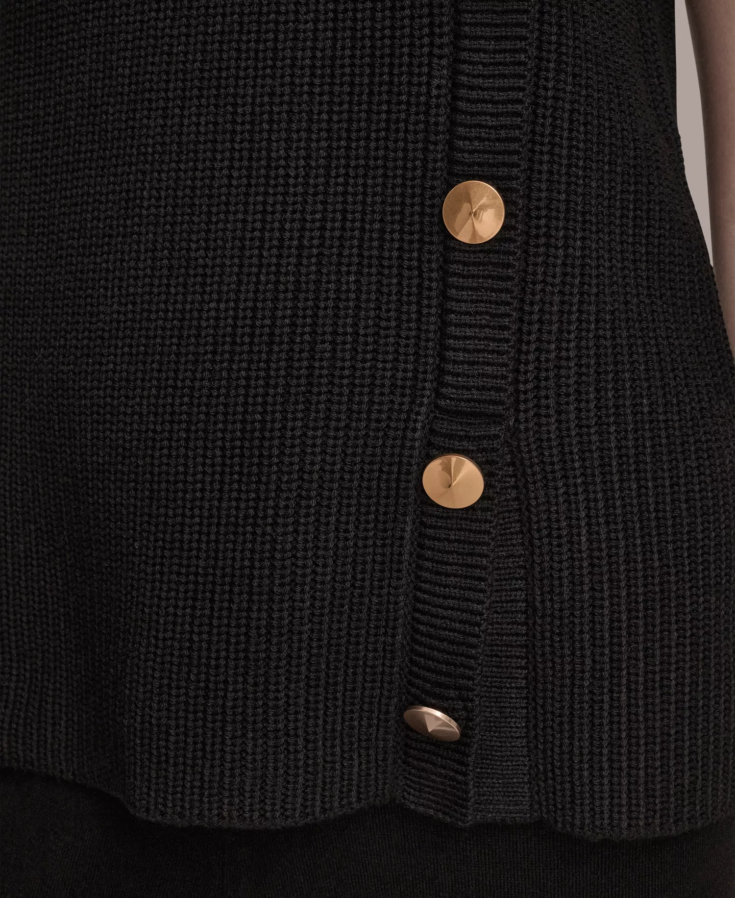 Women's Crewneck Sleeveless Sweater - Black - L