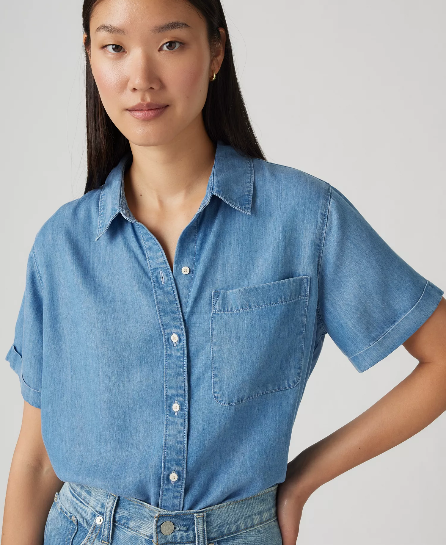 Women's Oakley Short-Sleeve Button Down Shirt - Fire Barrel - L