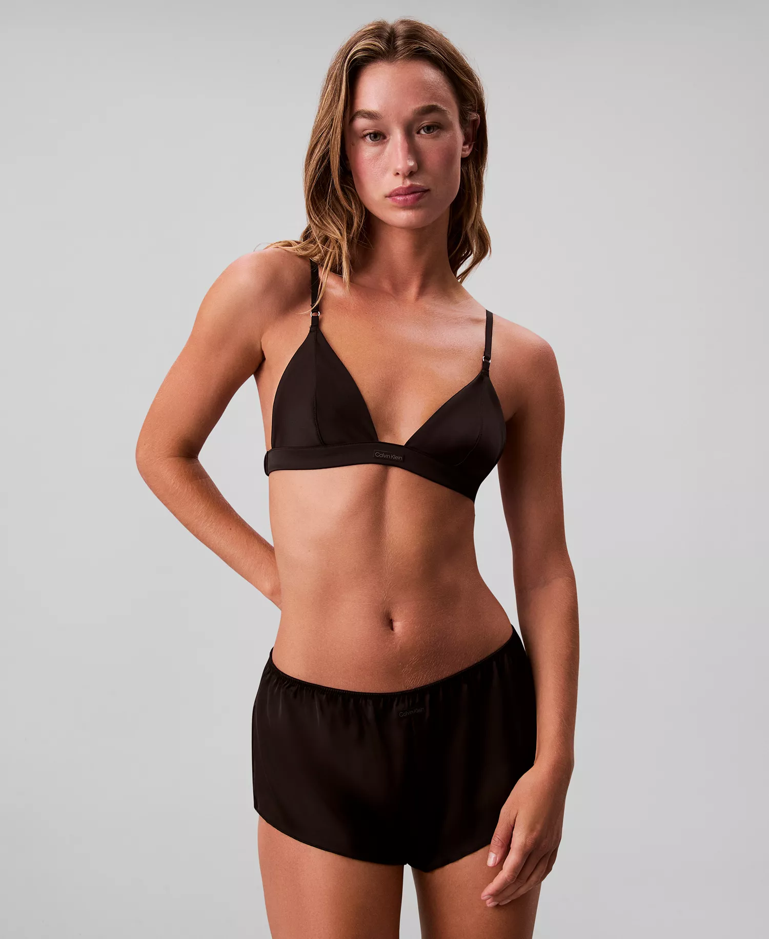Women's Signature Satin Unlined Triangle Bra QF8392 - Black Satin - L