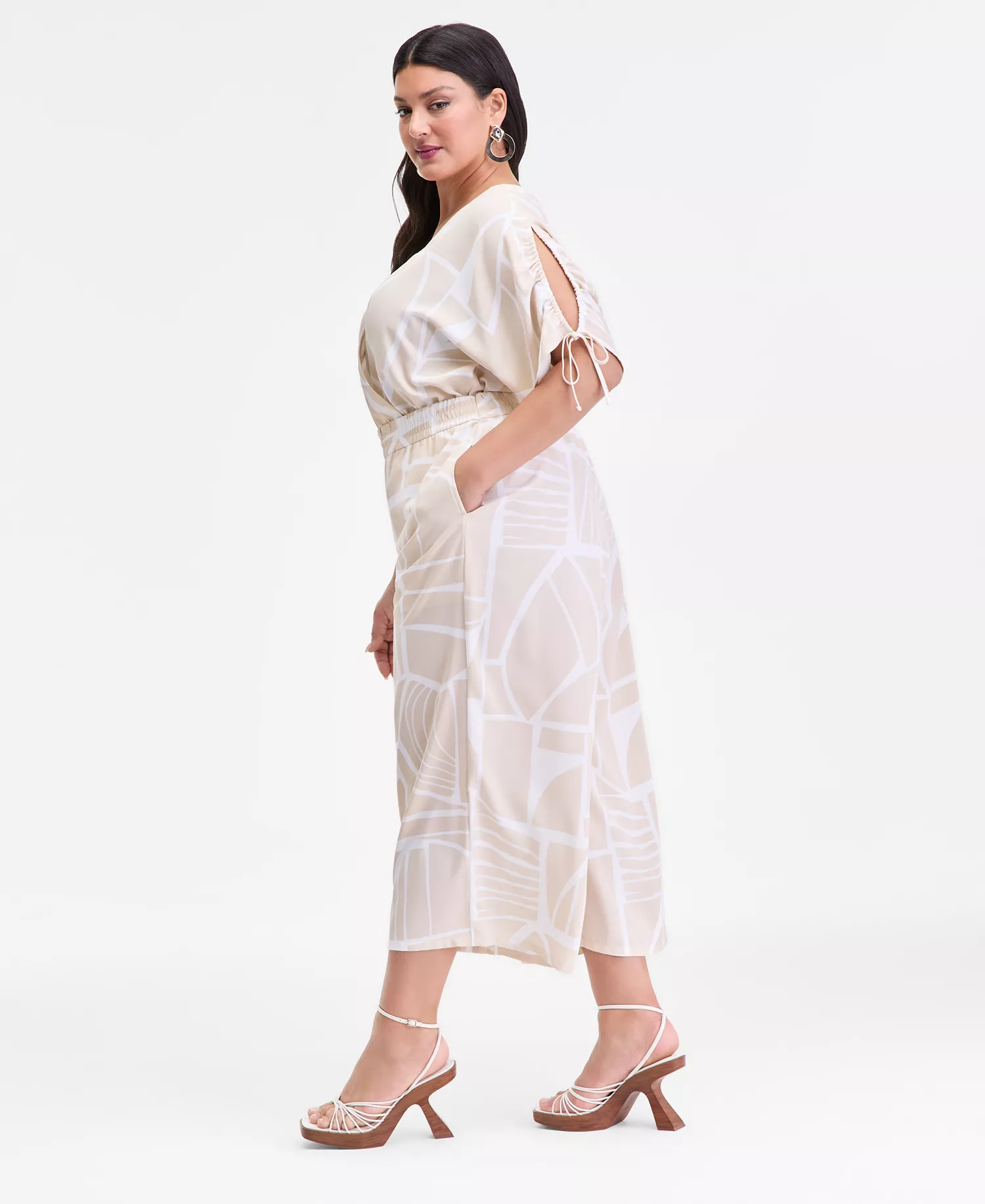 Plus Size Printed Pull-On Crop Pants, Macy's Exclusive - Fae Geo Ne - 0X - Plus