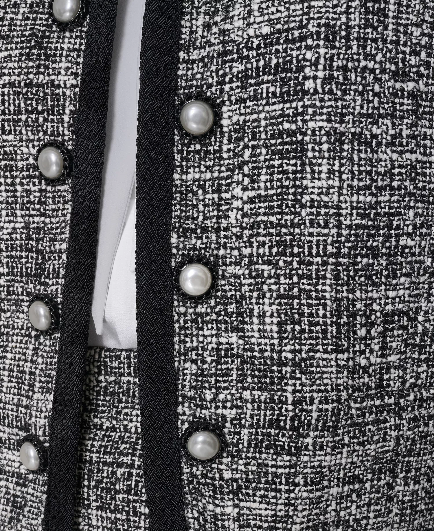 Women's Collared Open Front Cropped Jacket - Black/Soft White - 0