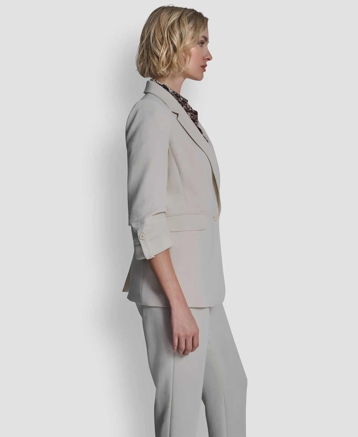 Women's Notch Collar One-Button Blazer - Ecru - 10