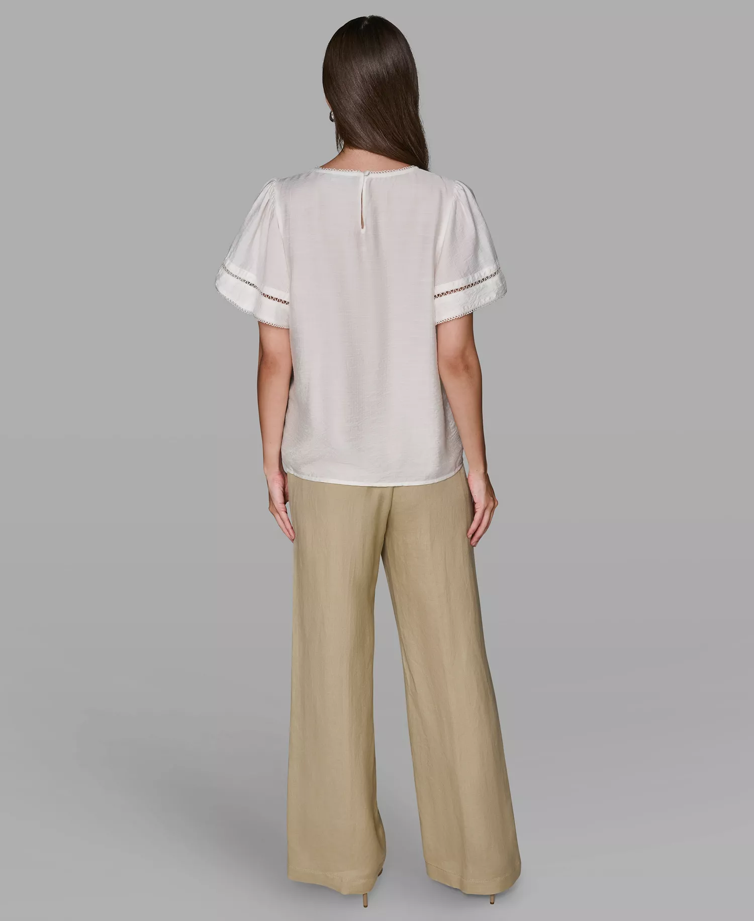 Women's Solid Trim Detail Woven Top - Soft White - L